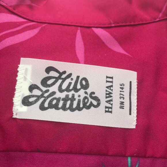 Hilo Hattie's Men's Hawaii Red Floral Shirt No Tag Preowned - Picture 3 of 9